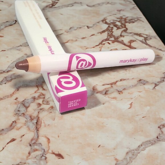 Toasted Grille Lip Crayon - Mary kay At Play Discontinued Limited Edition - Picture 4 of 7